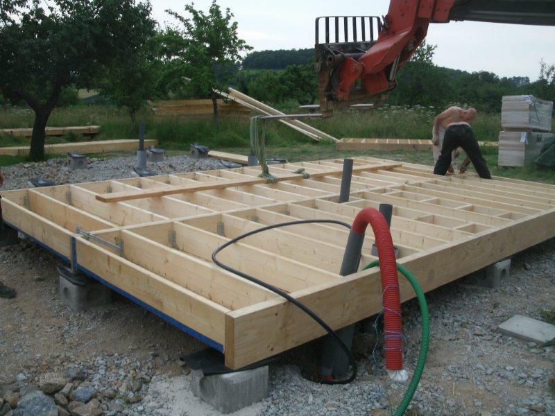 Pilotis et dalle bois à Rougnat (23)